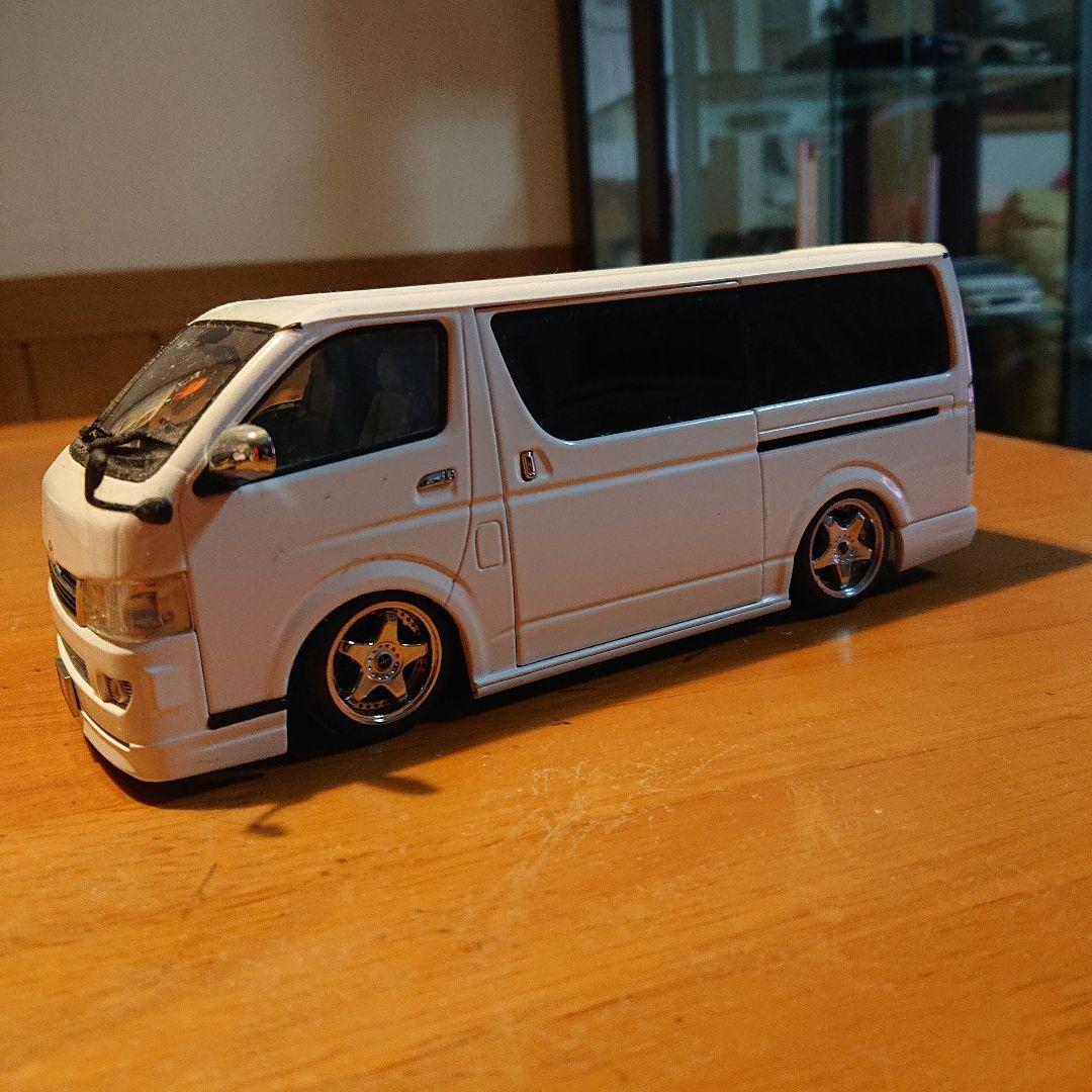 トヨタハイエース ミニカー1/24 D.A.DエアロVer. - メルカリ