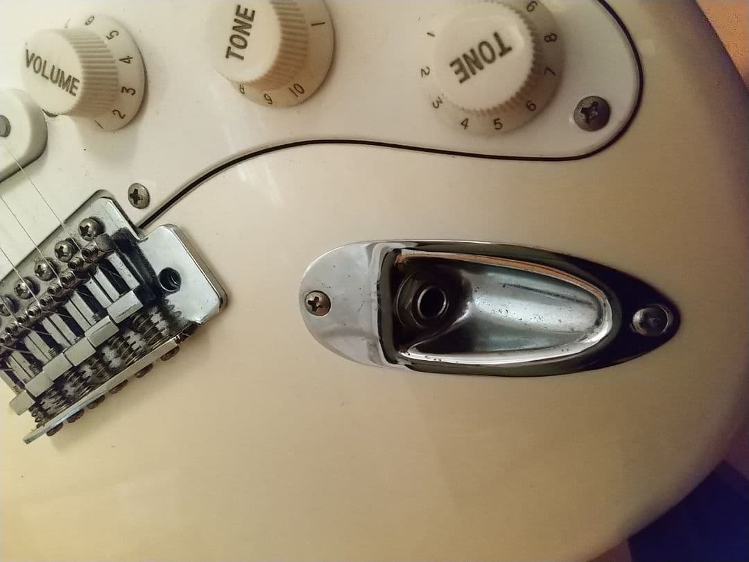 ARIA STG-series エレキギター/ストラト/パールホワイト/訳あり - メルカリ