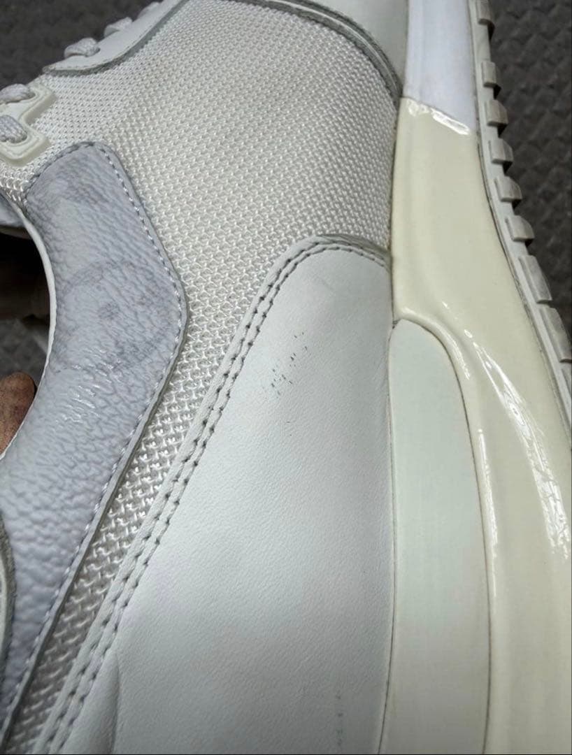 ルイヴィトン ランアウェイ モノグラム スニーカー 26.5cm〜27cm相当