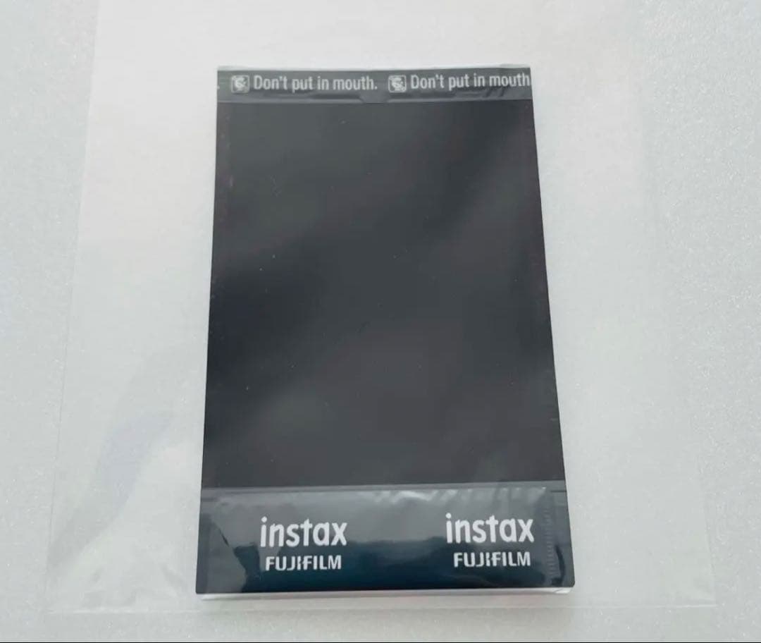 雪平莉左 直筆サイン入りチェキ 月刊少年チャンピオン当選品 - メルカリ