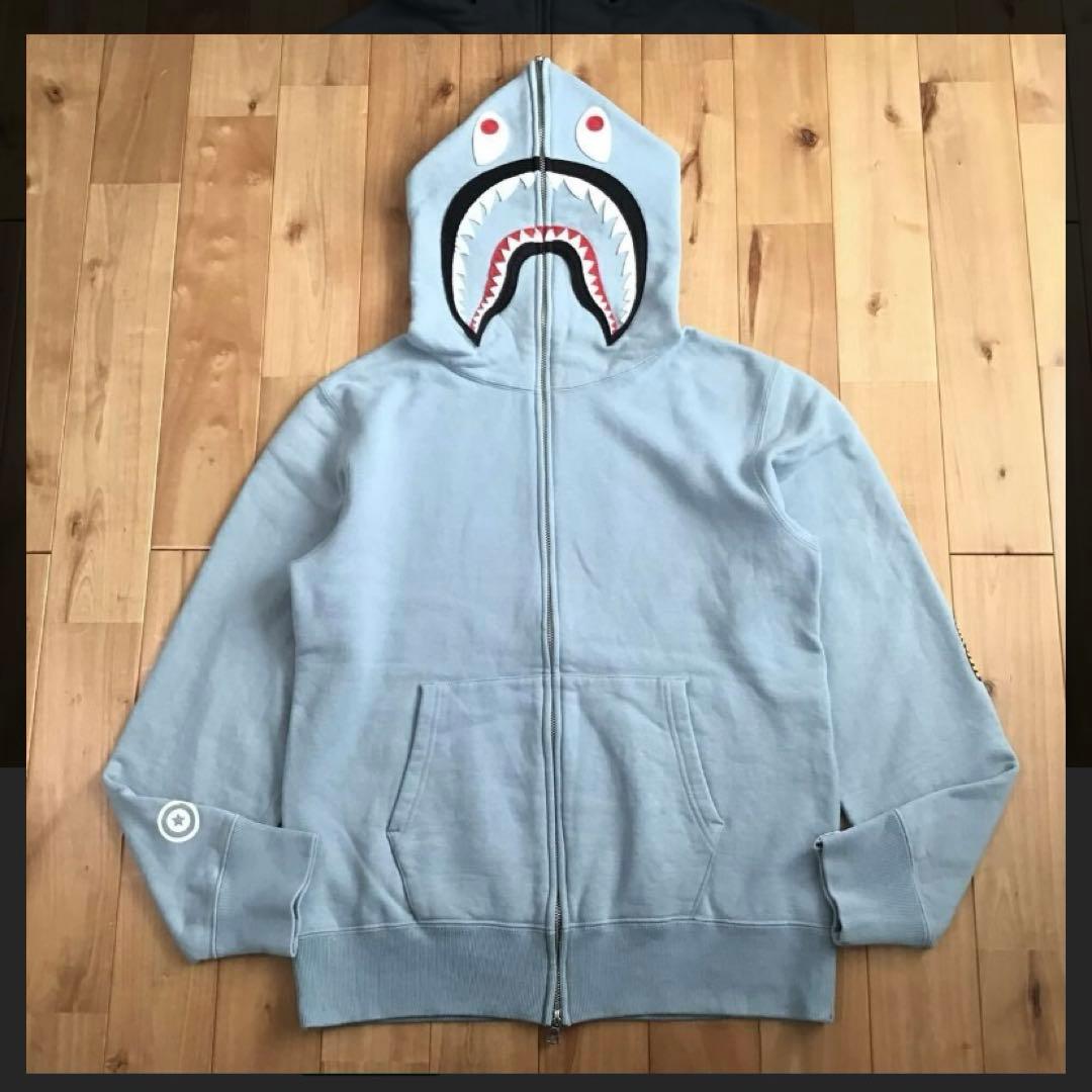 A Bathing Ape シャークパーカー 水色 - メルカリ