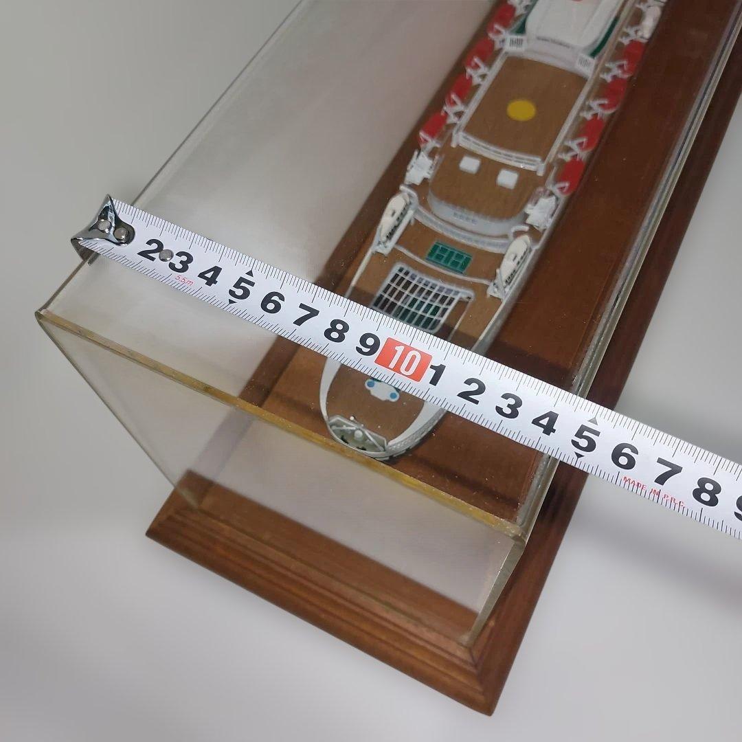 ラ*ー様 Queen Elizabeth 2の詳細な模型 CUNARD 船模型 - メルカリ