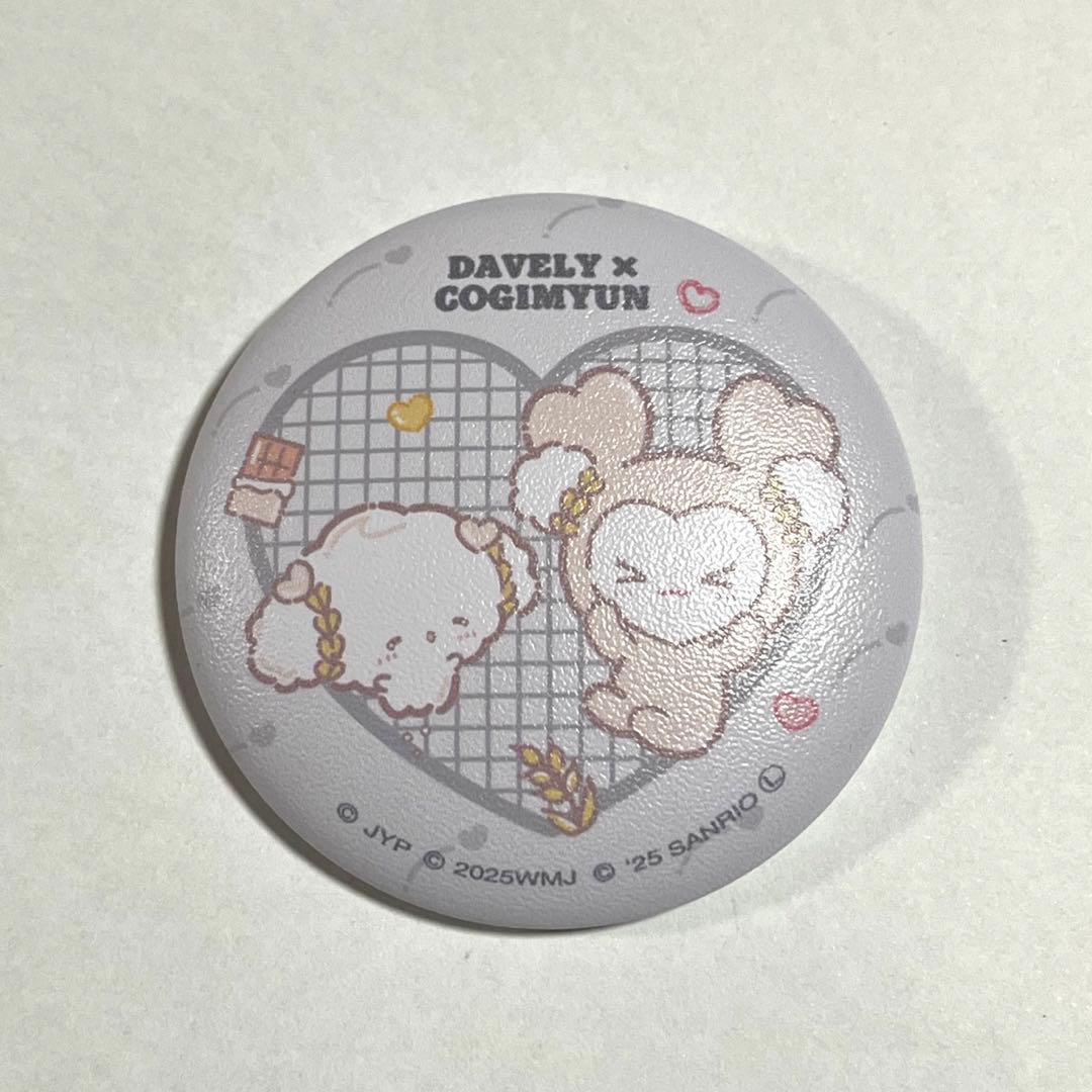 TWICE サンリオ コラボ 缶バッジ (ダブリー コギミュン ダヒョン