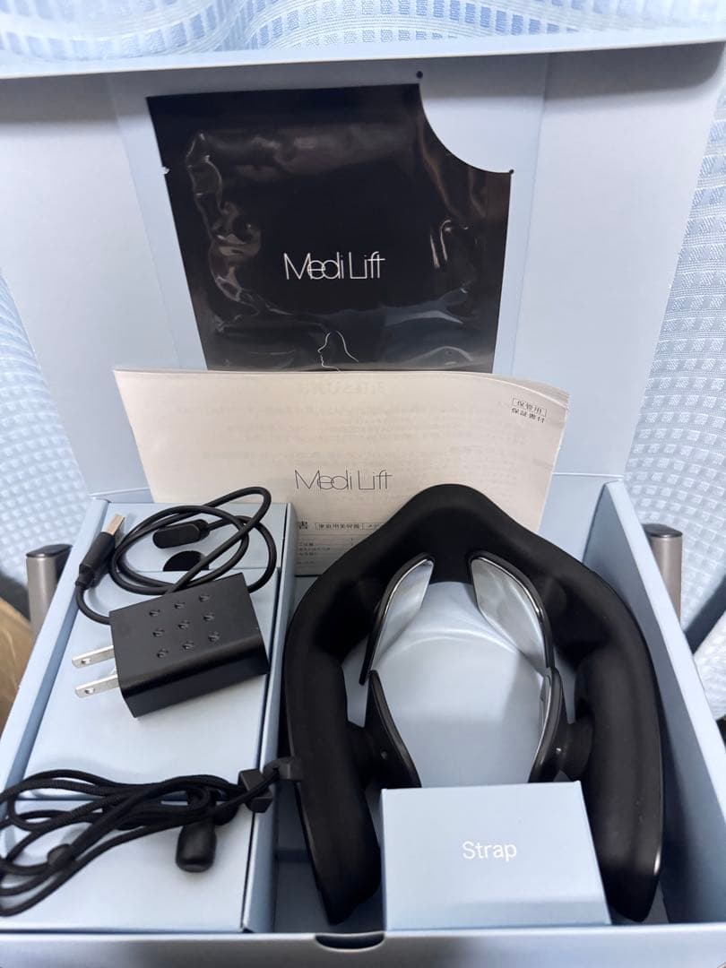 美品 YA-MAN メディリフト ネック MediLift EPN-10B メディリフト ネック | YA-MAN TOKYO JAPAN | ヤーマン株式会社