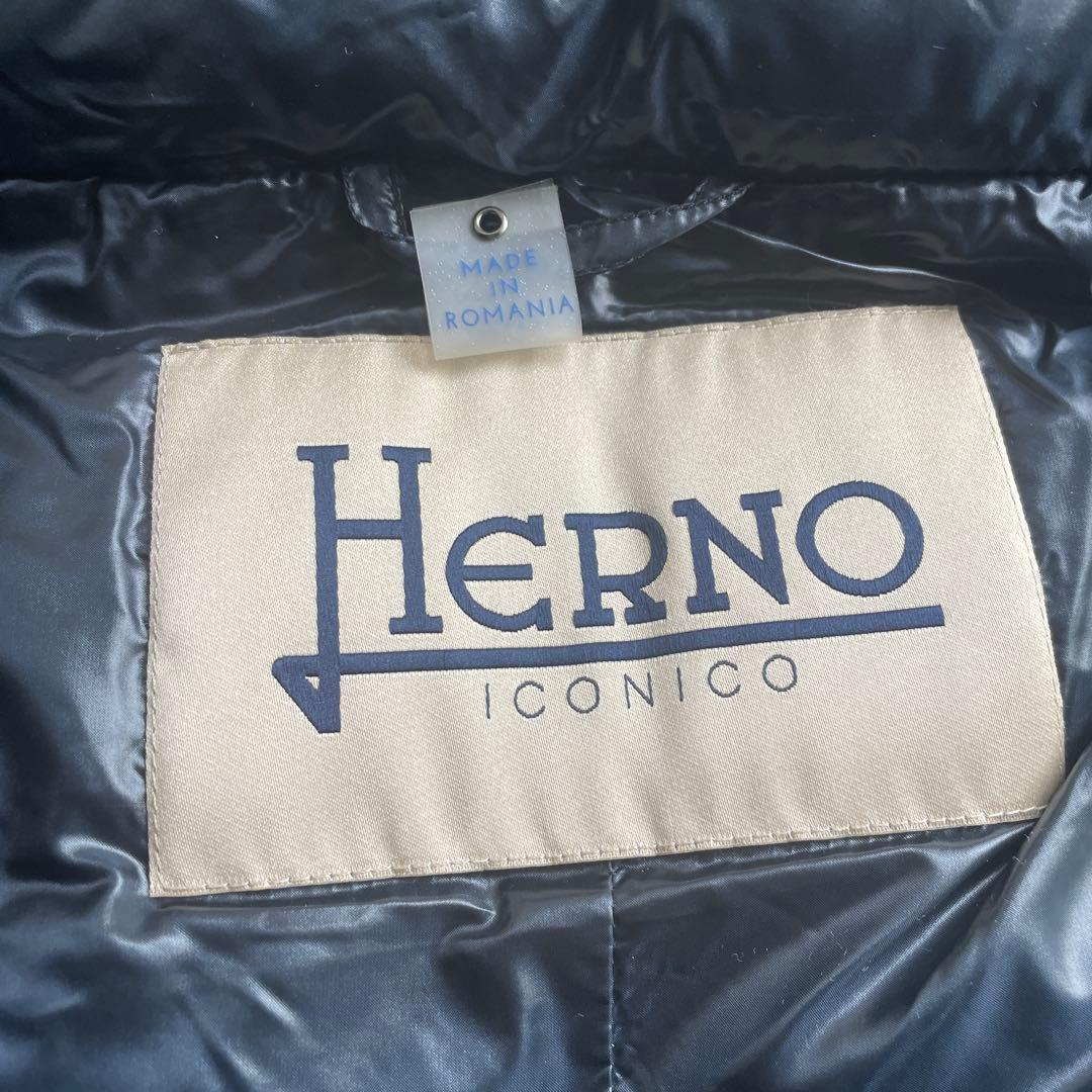 超美品 サイズ50 Herno ネイビー ダウンコート - メルカリ