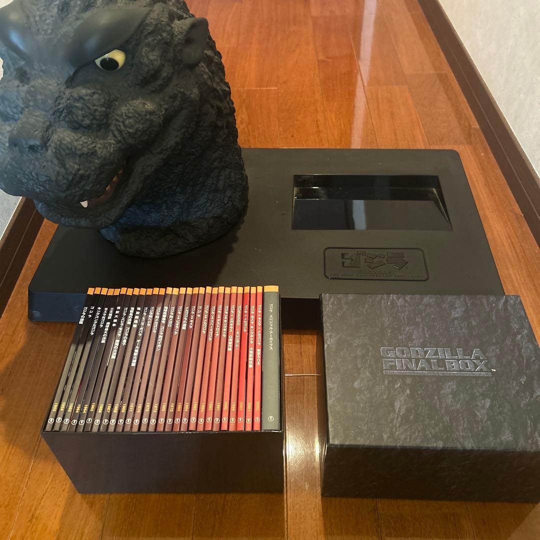 ゴジラDVDセット　ヘッドフィギュア 専用ボックス付き