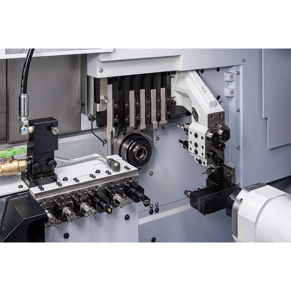 スター精密株式会社 | 世界を変える星となる。