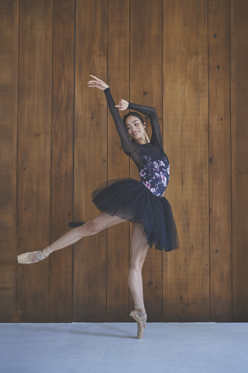 stina / type L long ribbon / appreciation black