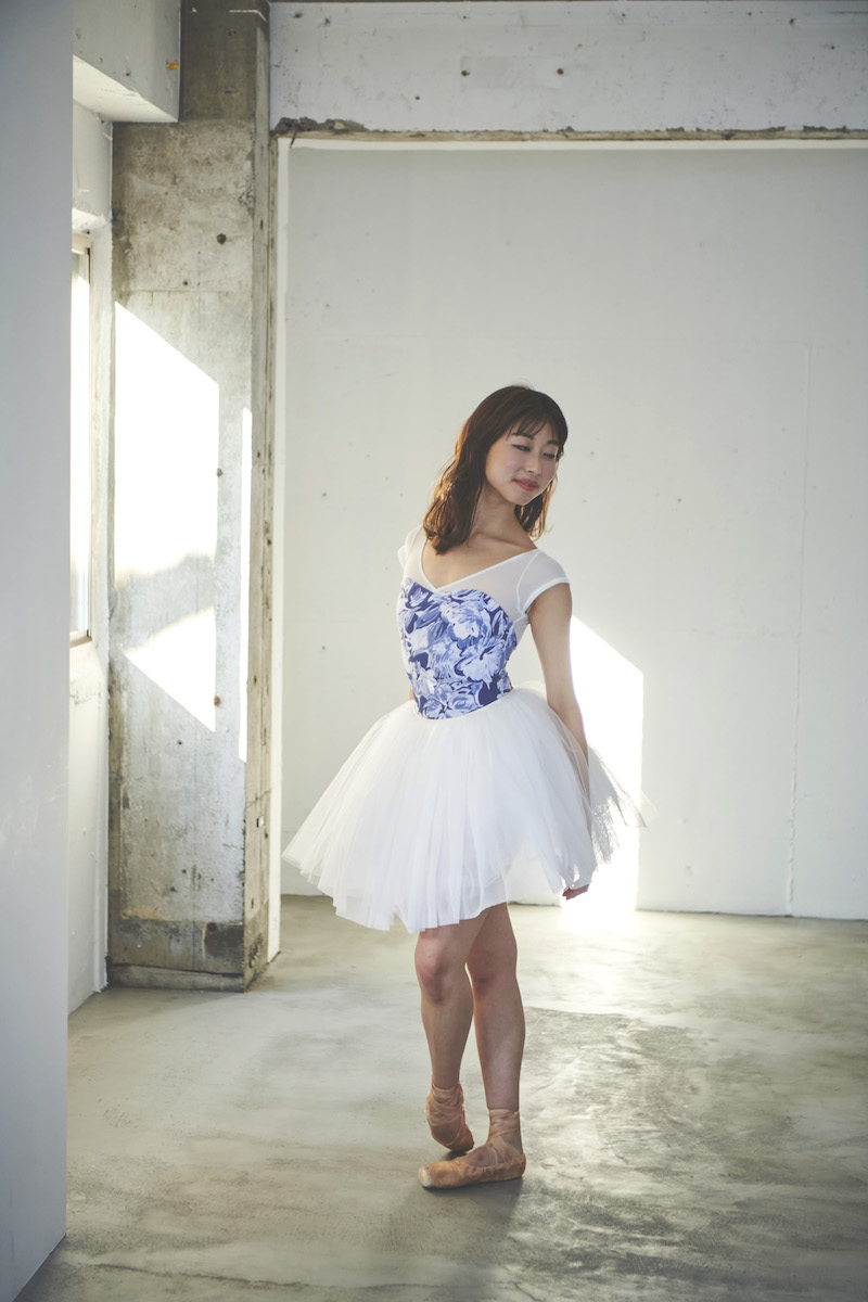 stina / type H half sleeve / Desire blue