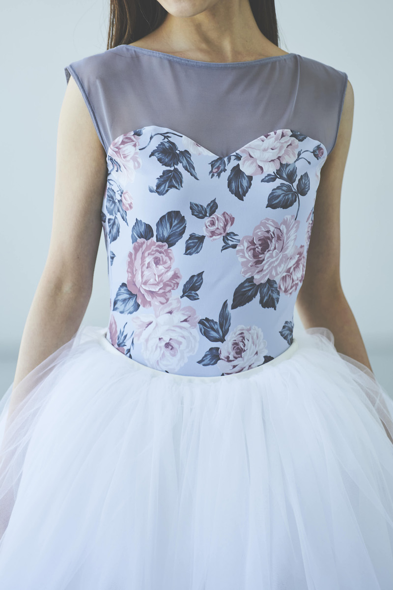 stina / type I drop / classic rose blue pale