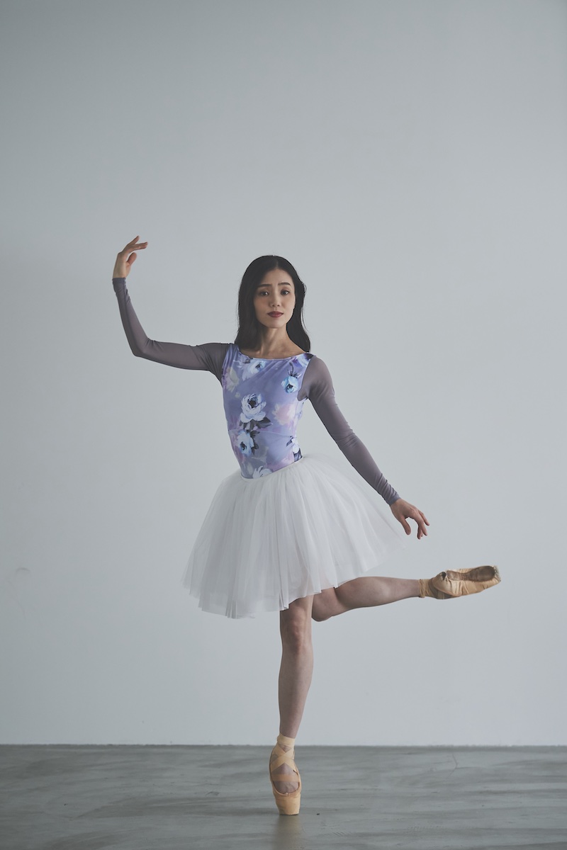 stina / type O square / fantasy lilac