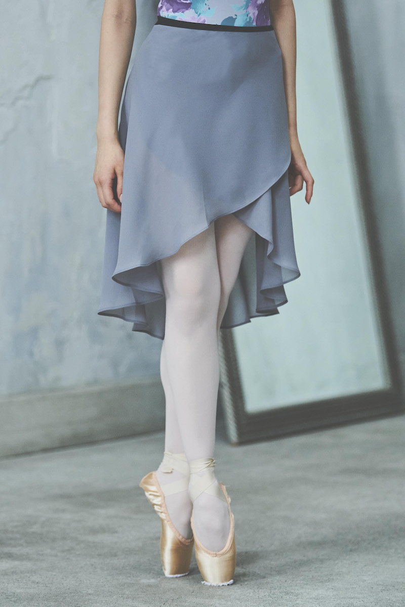 stina / black ribbon wrap skirt / gray